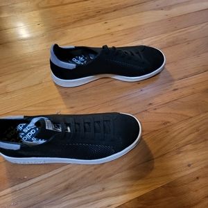 Adidas Stan Smith in black knit